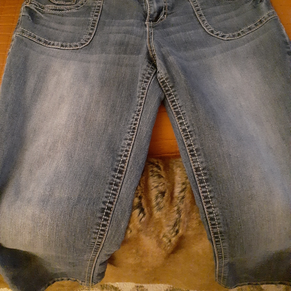 Maurice's crop jeans